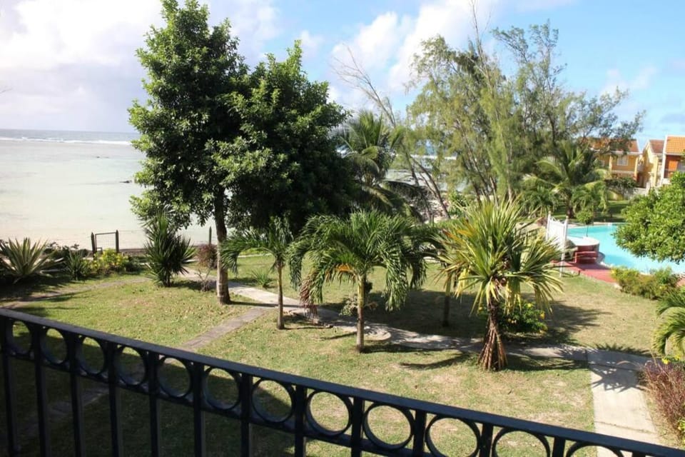 Villa Palmar Reefs Apartment in Quatre Cocos