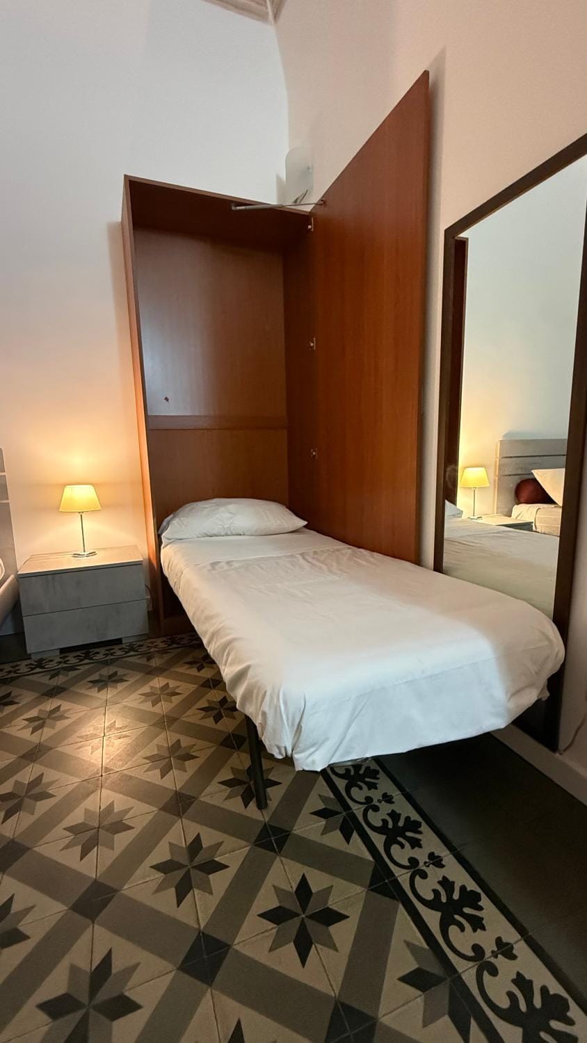 Crispi Accomodation B&B Apartment hotel in Catania