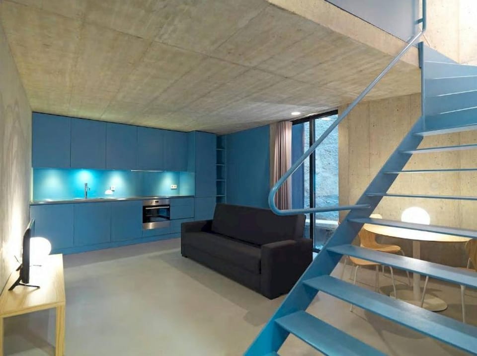 Communal lounge/ TV room, Living room