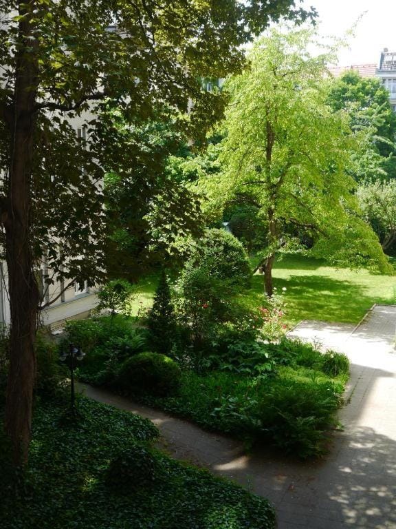 Inner courtyard view