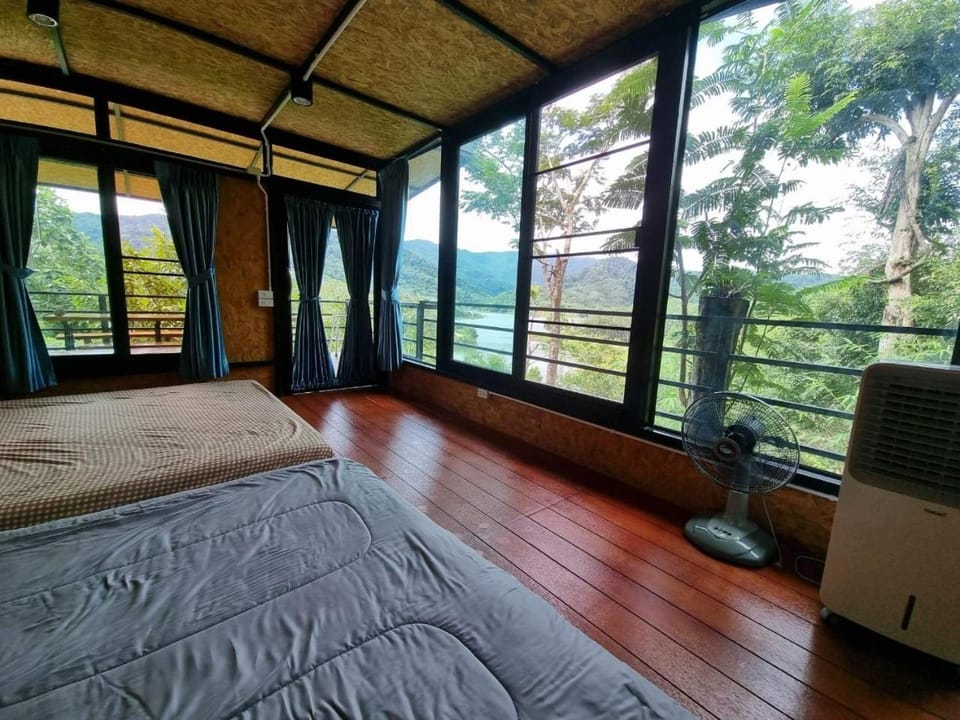 Baanhatsompaen homestay Vacation rental in Thailand