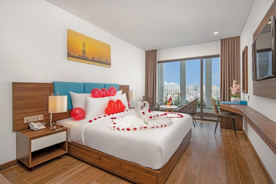 Photo of the whole room, City view, Garden view, Landmark view, Mountain view, River view, Street view