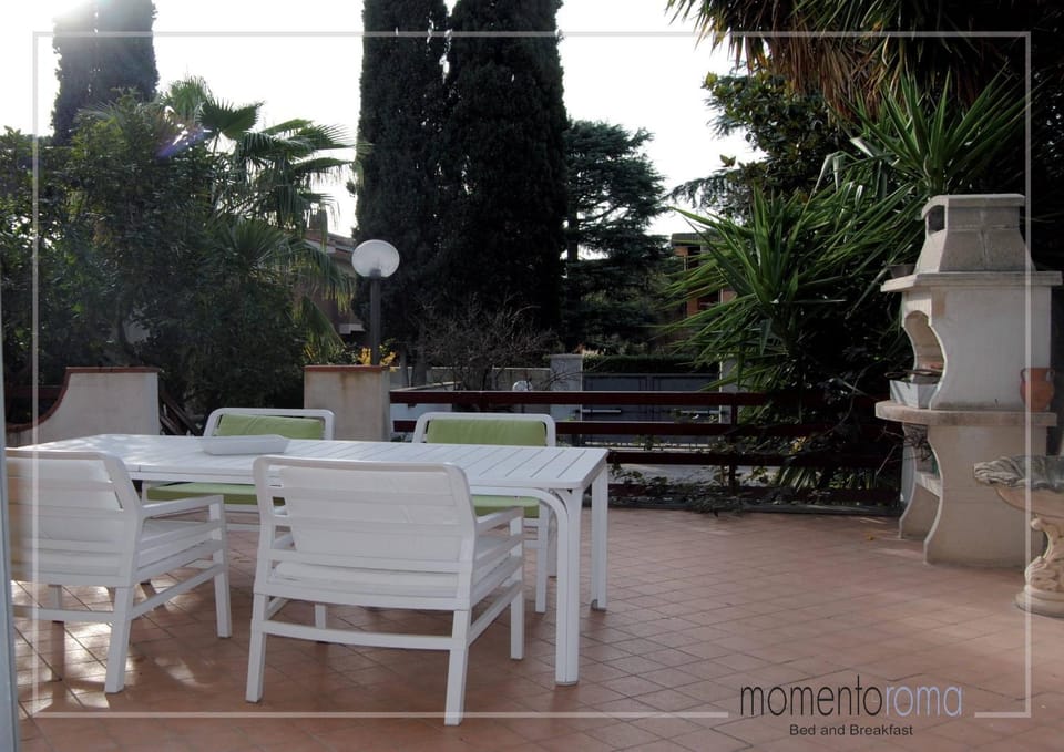 Property building, Garden, Balcony/Terrace, Garden view, Internal: Not applicable to any particular room