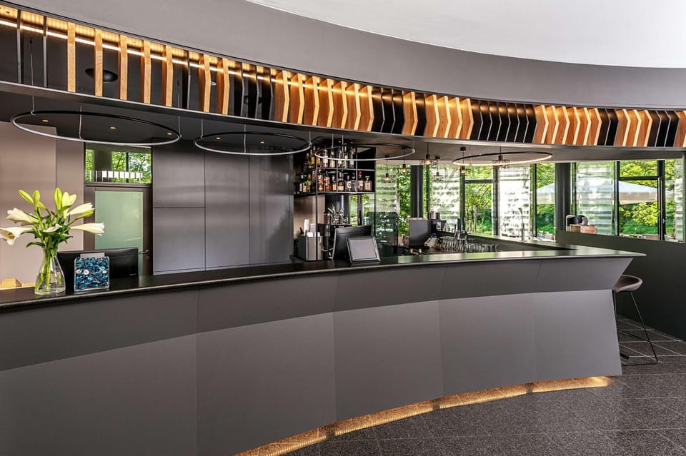 Lobby or reception, On site
