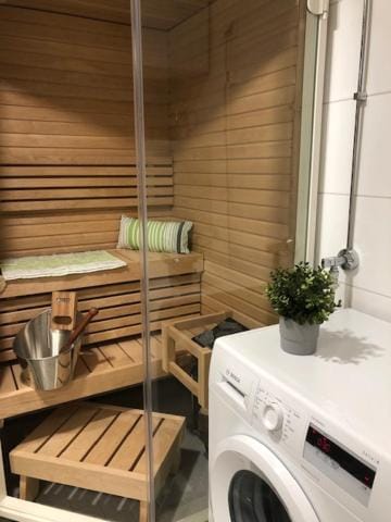 Lake view Helmi Apartment in Finland