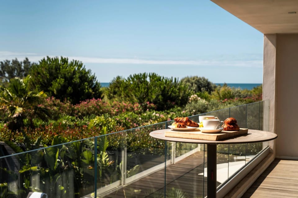 Sea view, Breakfast