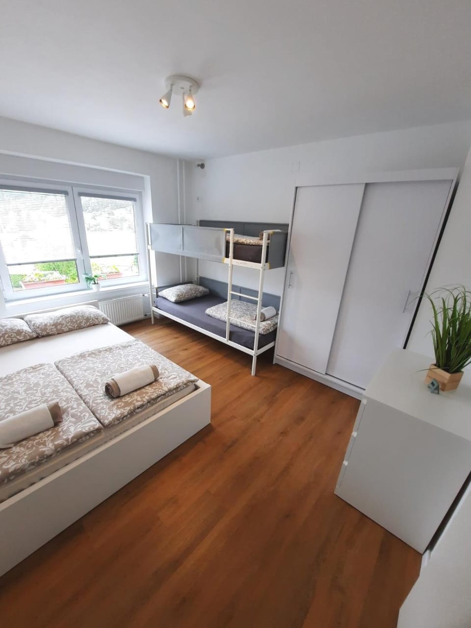 Bed, Decorative detail, Bedroom