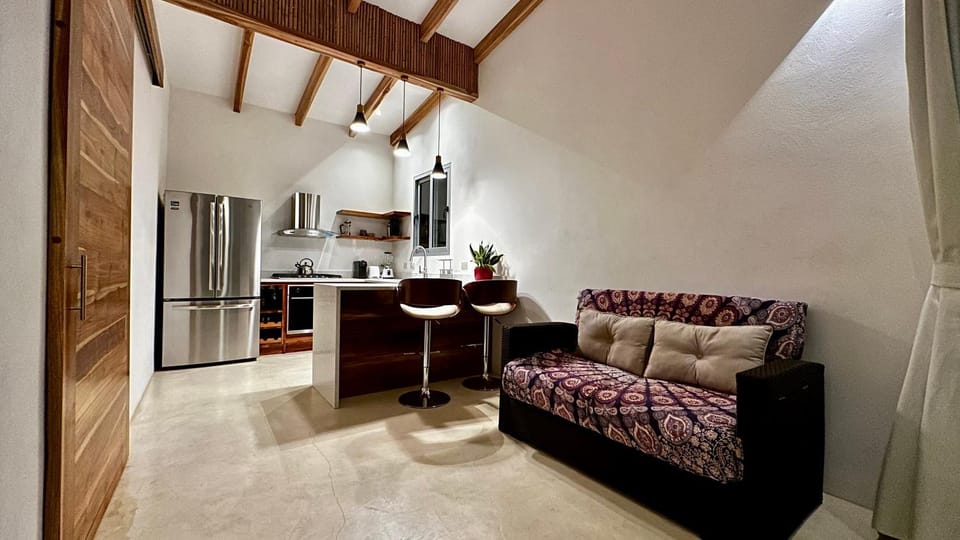 Villas Paraiso Azul Bed and Breakfast in Santa Teresa Beach