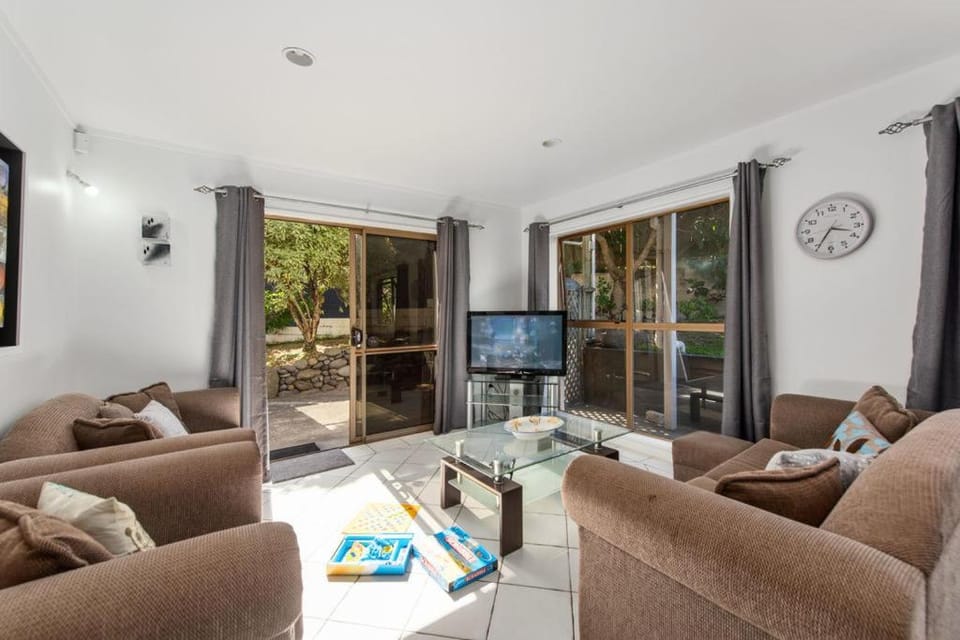 Sandcastles on Tay - Mt Maunganui Holiday Home House in Bay Of Plenty