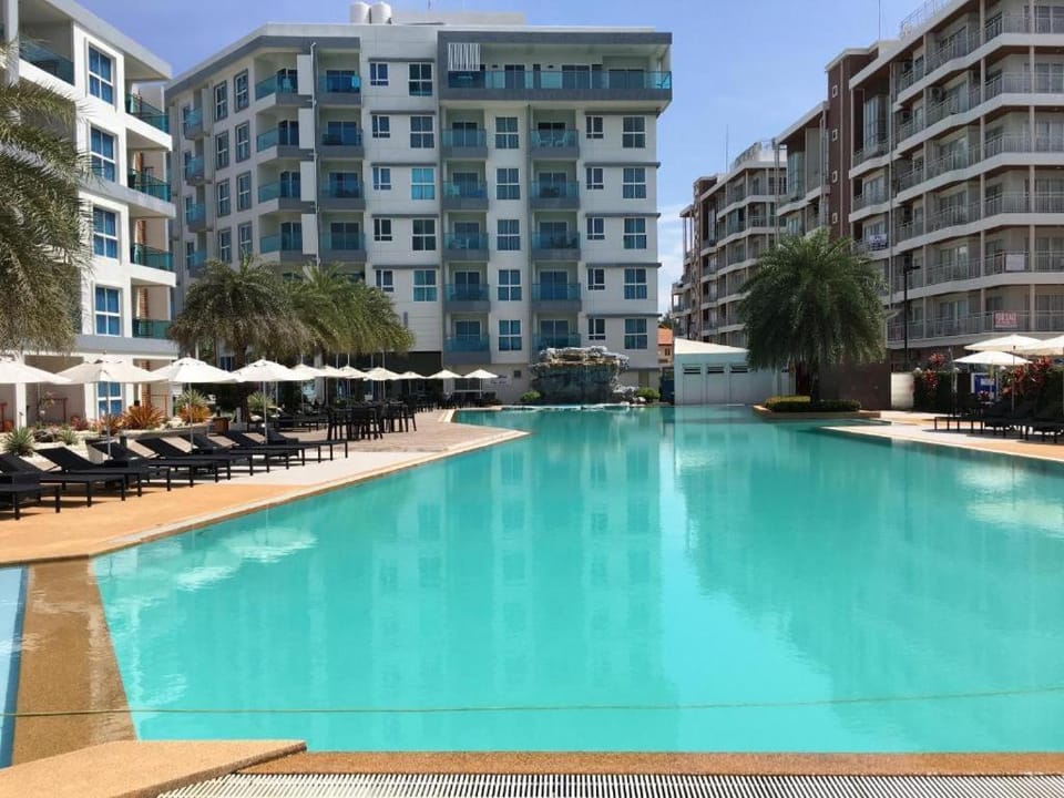 GB710 Grand Blue Beach Condo maephimholiday Apartment in Chon Buri Changwat