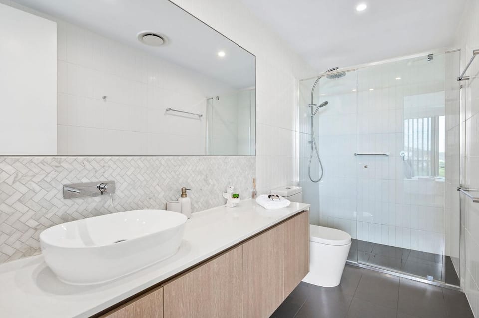 Unit 406 Drift Apartment in Coolum Beach