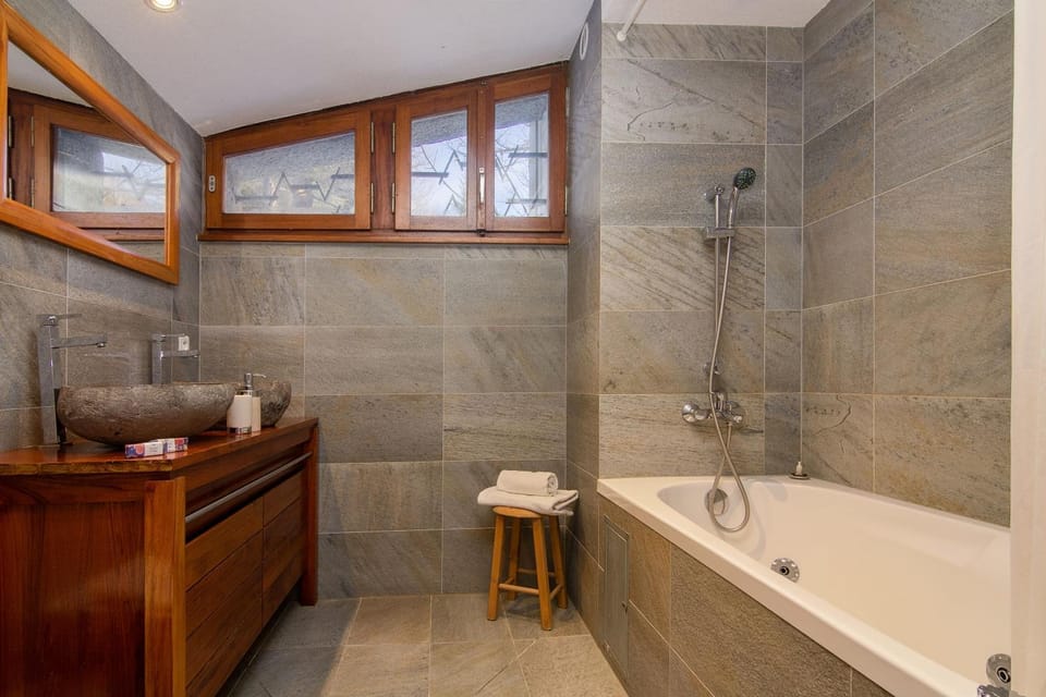 Bathroom, Bath