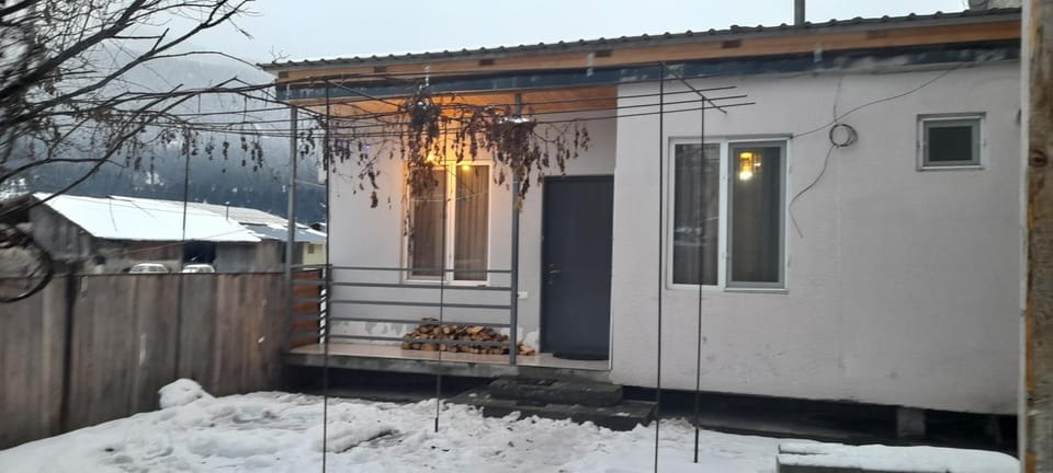 Lela Guest House House in Georgia