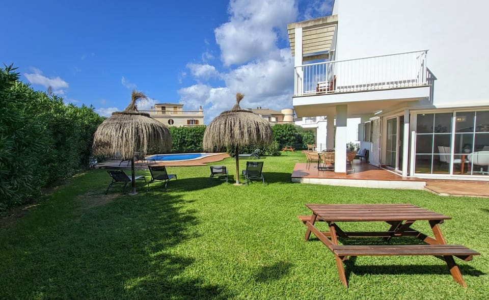 Patio, Garden, Garden view, Swimming pool