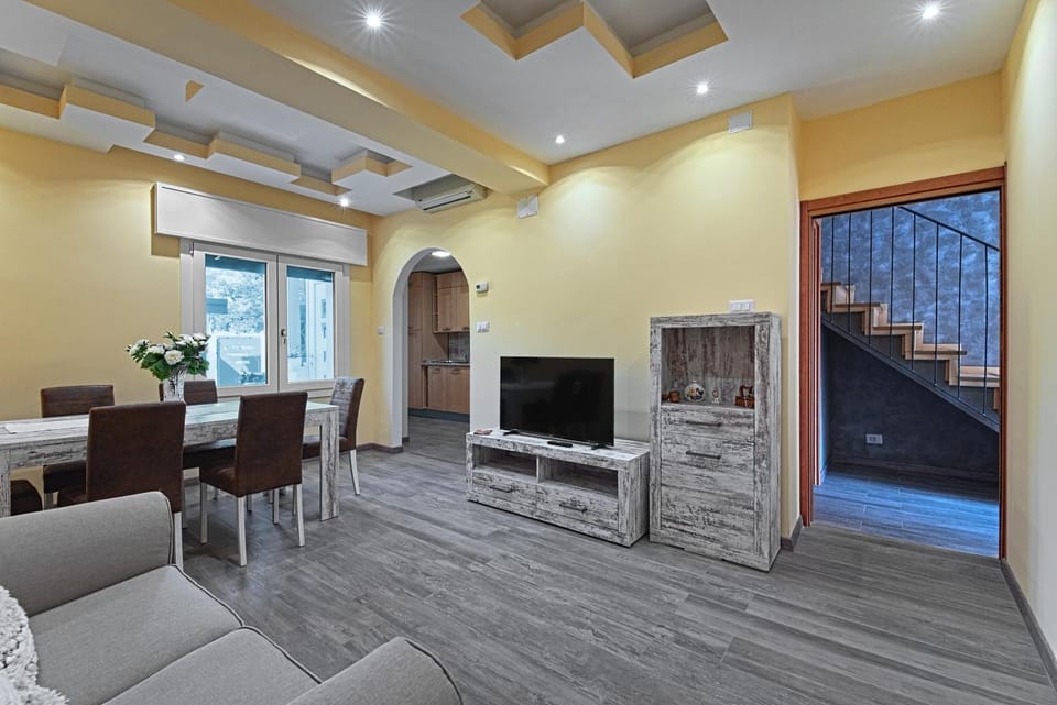 TV and multimedia, Living room