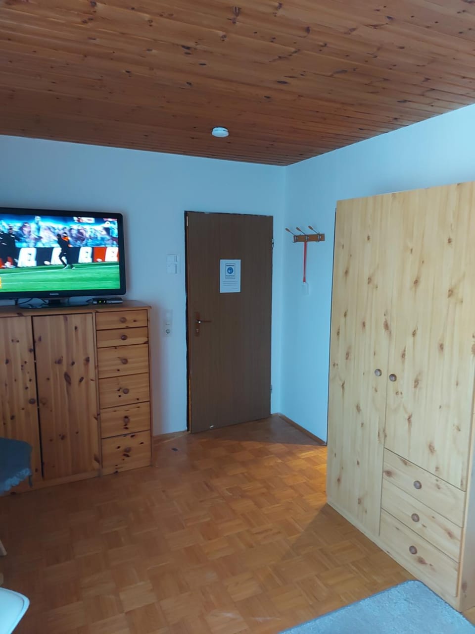 TV and multimedia, wardrobe