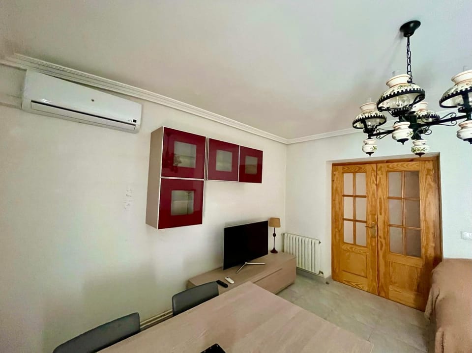TV and multimedia, Living room, internet, air conditioner