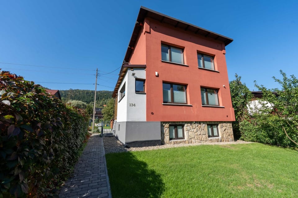Ski & Sauna House - 400 m do stoku - dom dla 8os - Dream Apart House in Poland