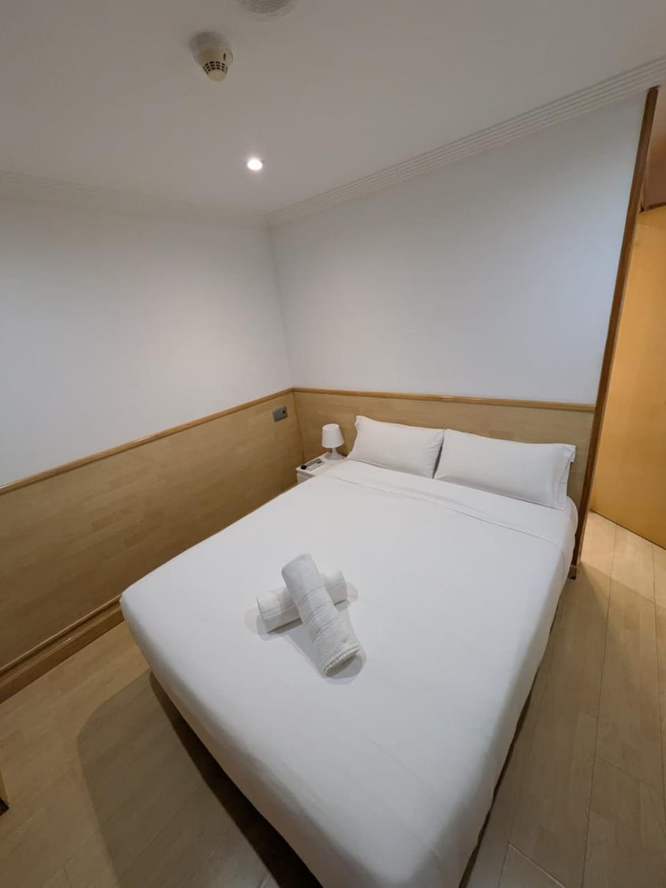 Hostal Aralar by Clabao Bed and Breakfast in Pamplona
