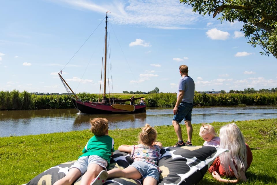 Vakantiehuis aan het water - vakantiepark de Schreiershoek Campground/ 
RV Resort in Friesland, Netherlands