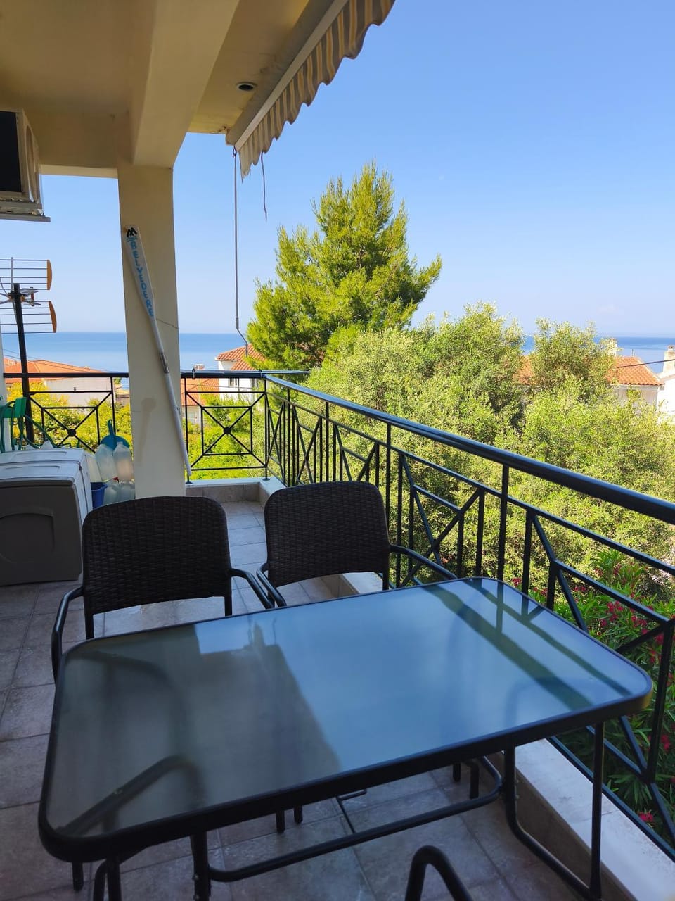 Natural landscape, Balcony/Terrace, Dining area, Sea view