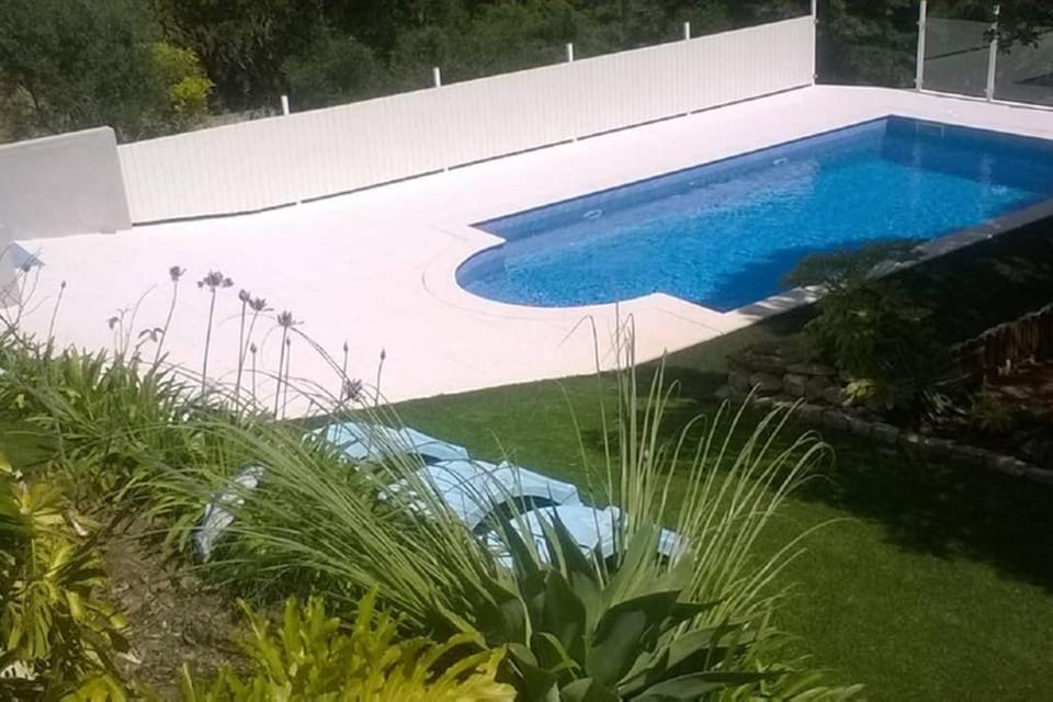 Swimming pool, Swimming pool