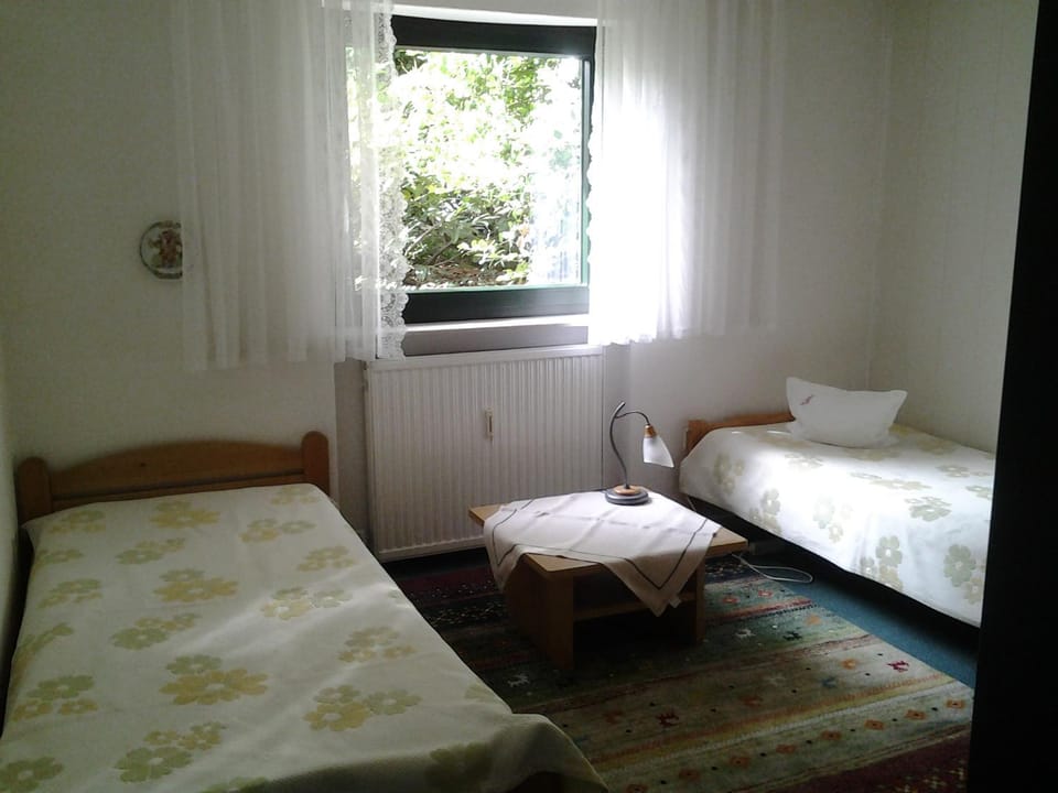 Bed, Photo of the whole room, Bedroom, Garden view