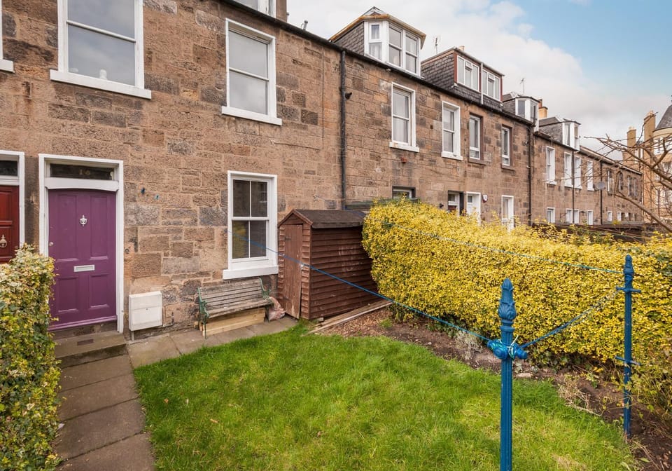 Property building, Garden
