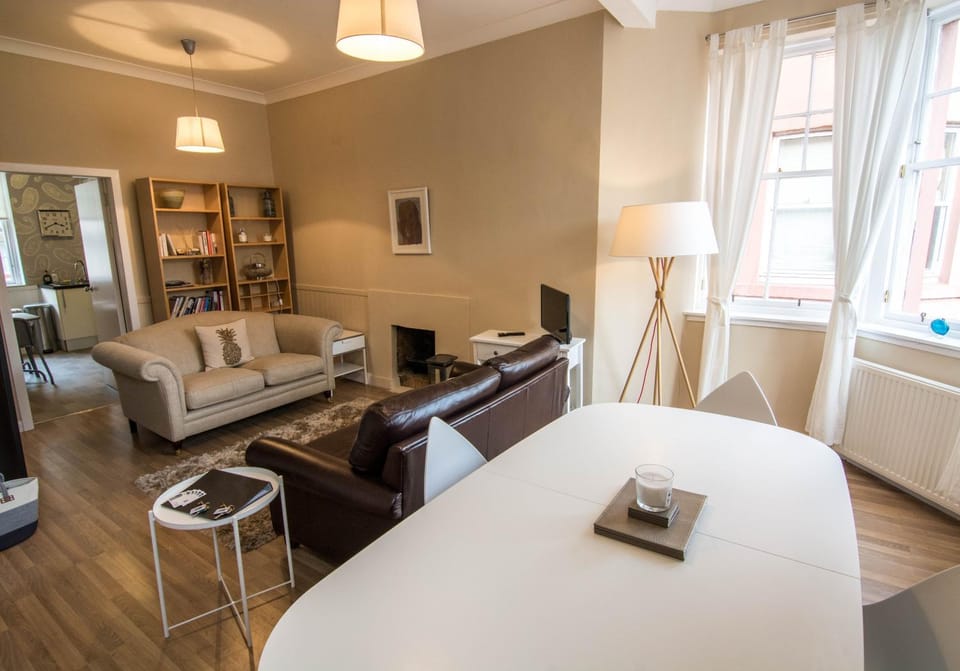 Tron Square - 419 Apartment in Edinburgh