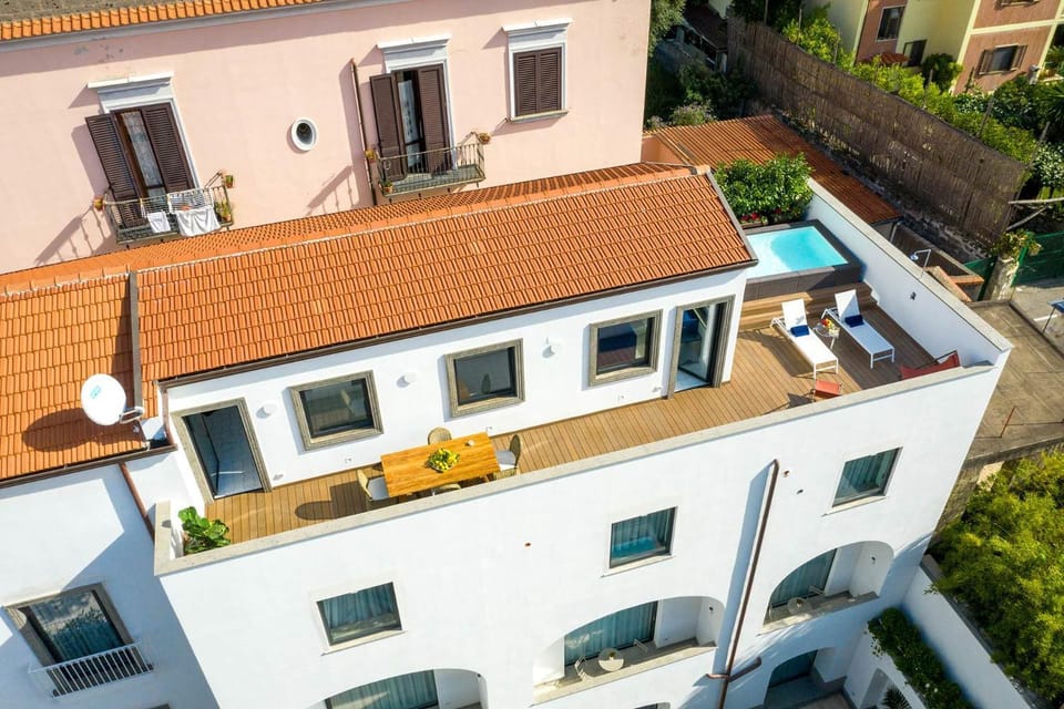 The Ivy Penthouse Apartment in Sant Agnello