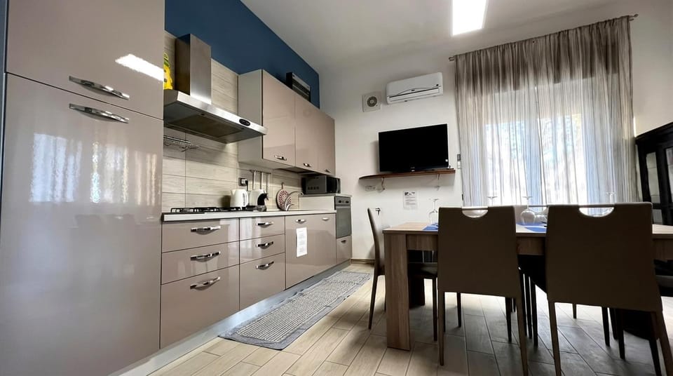 TV and multimedia, Dining area, kitchen