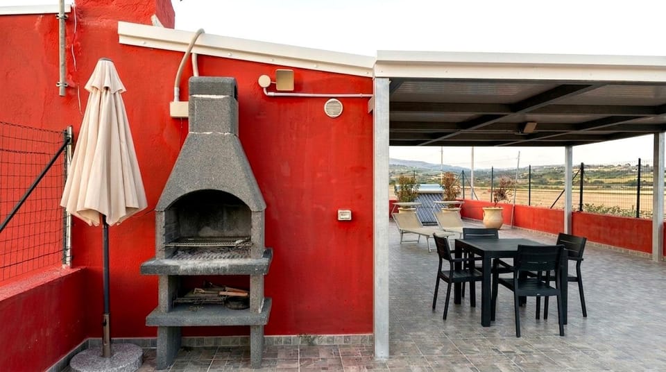 BBQ facilities, Balcony/Terrace, furniture