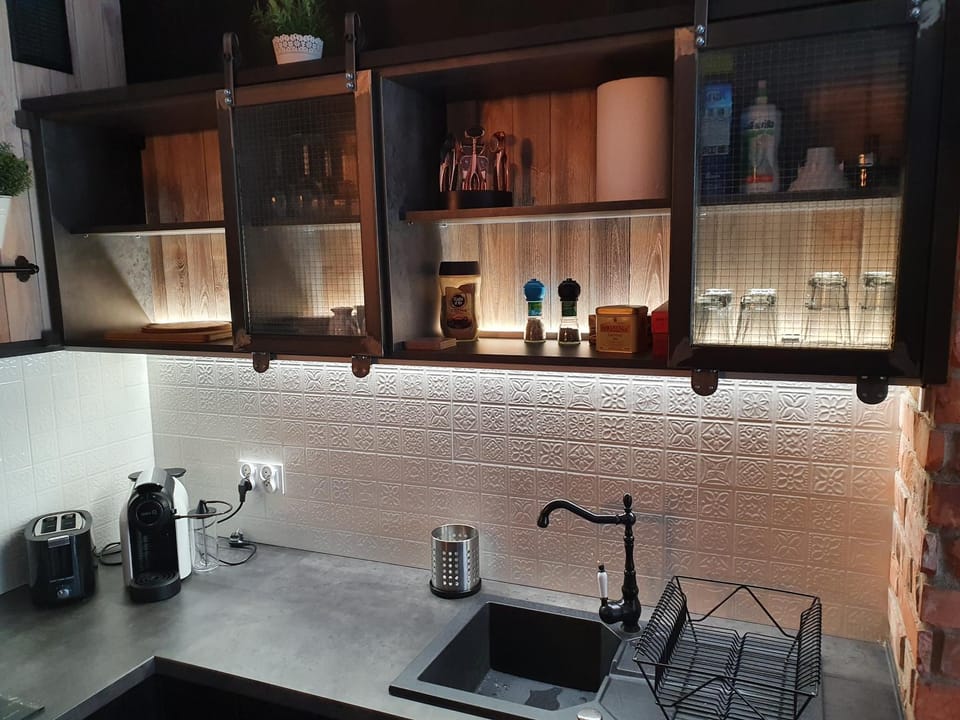 Coffee/tea facilities, Kitchen or kitchenette