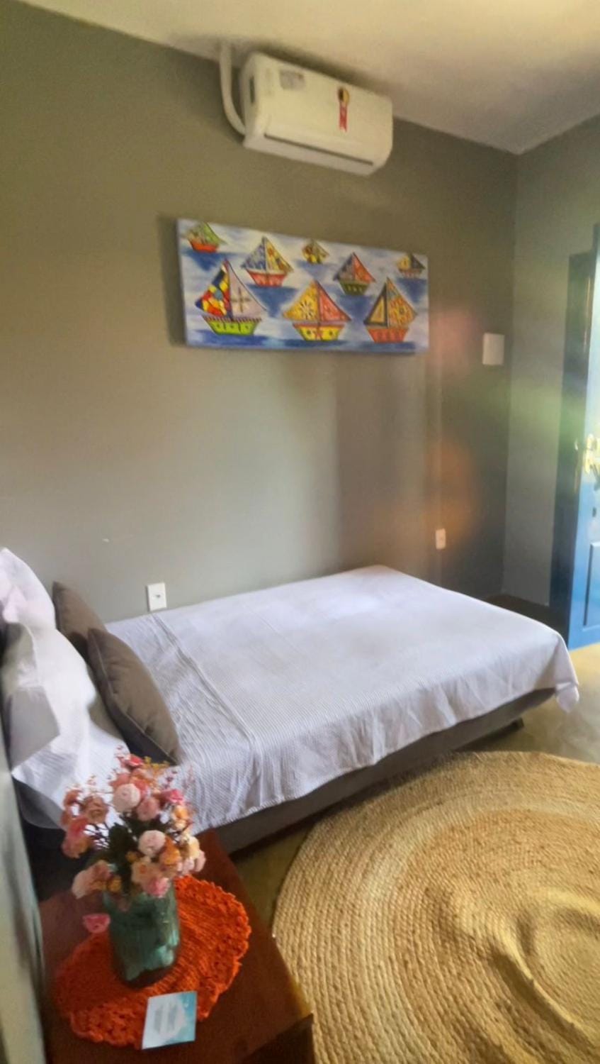 Bed, Photo of the whole room, Bedroom, air conditioner