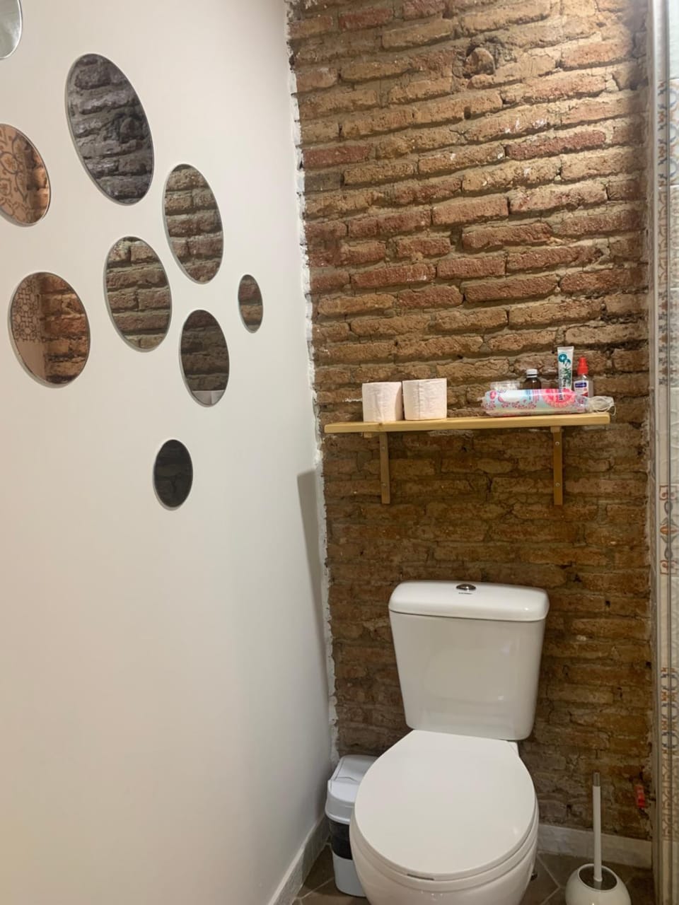 Cozy&Stylish Jonjoli (ჯონჯოლი) Apartment in Tbilisi, Georgia