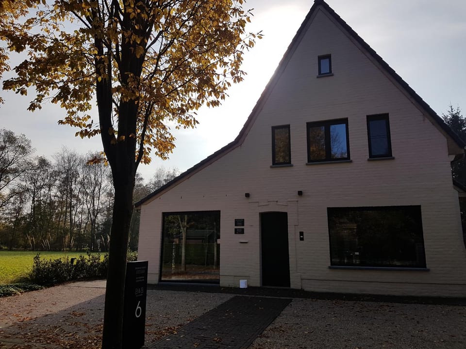 B&B Snelleghem Bed and Breakfast in Flanders