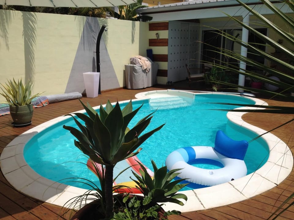 Pool view, Swimming pool