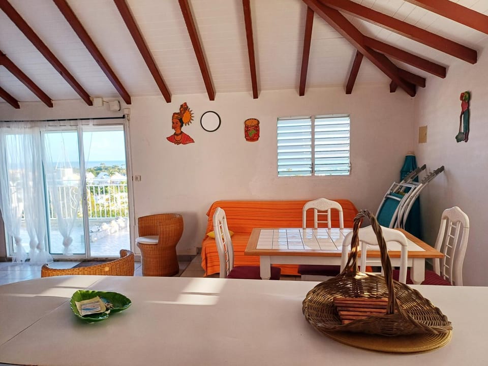 Flamboyant Apartment in Sainte-Anne