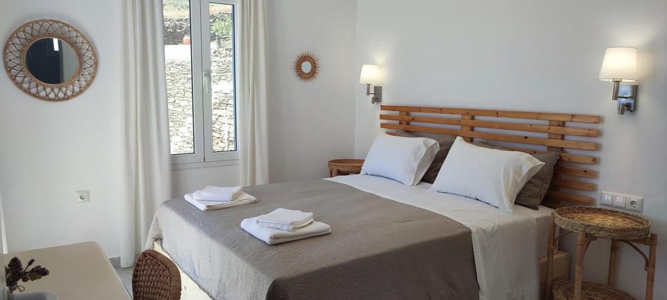 Sifnos "Sofia apartments" sea view Apartment in Milos