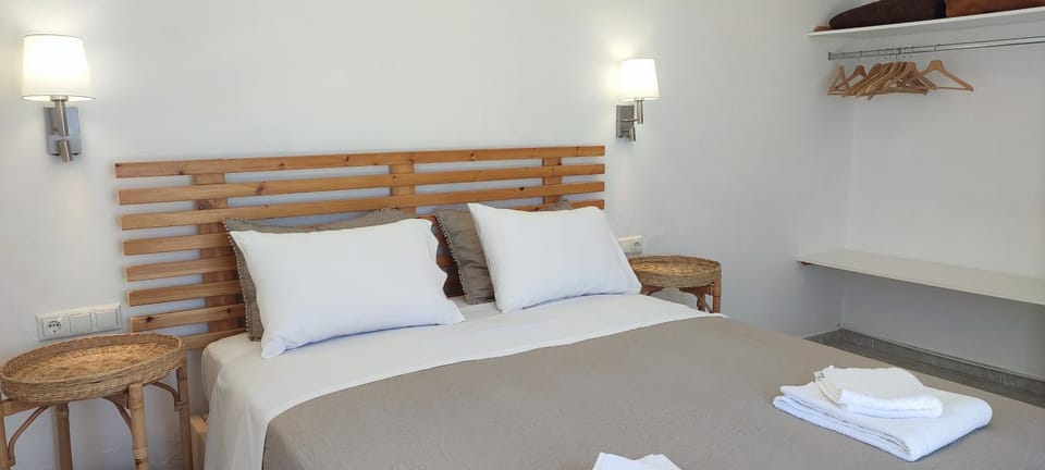 Sifnos "Sofia apartments" sea view Apartment in Milos