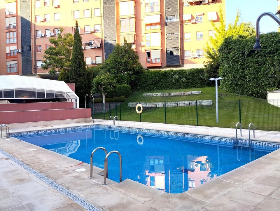 Fridda House Swimming pool Atocha Madrid Apartment in Madrid