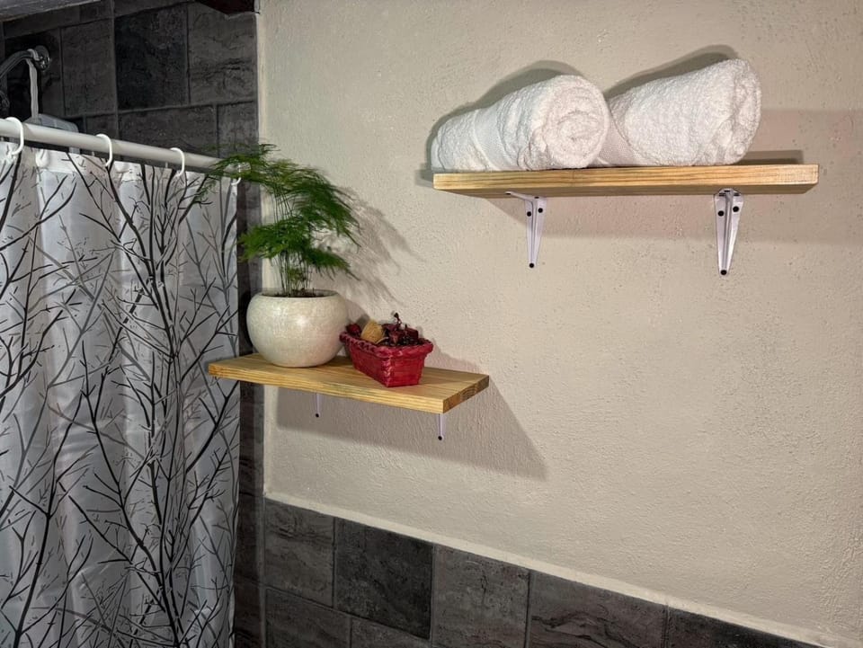 Hostal el Alebrije Bed and Breakfast in Valle de Bravo
