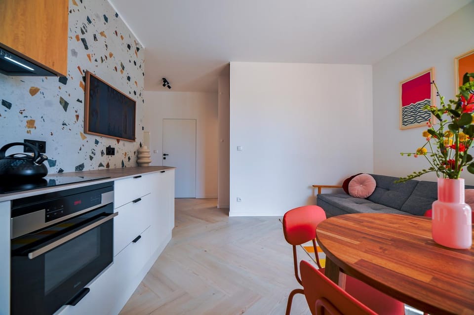 Kitchen or kitchenette, Living room, Dining area