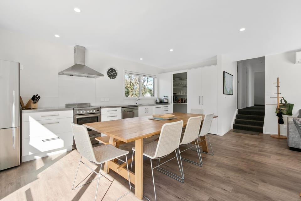 The Waihi Beach House - Waihi Beach Holiday Home House in Bay Of Plenty