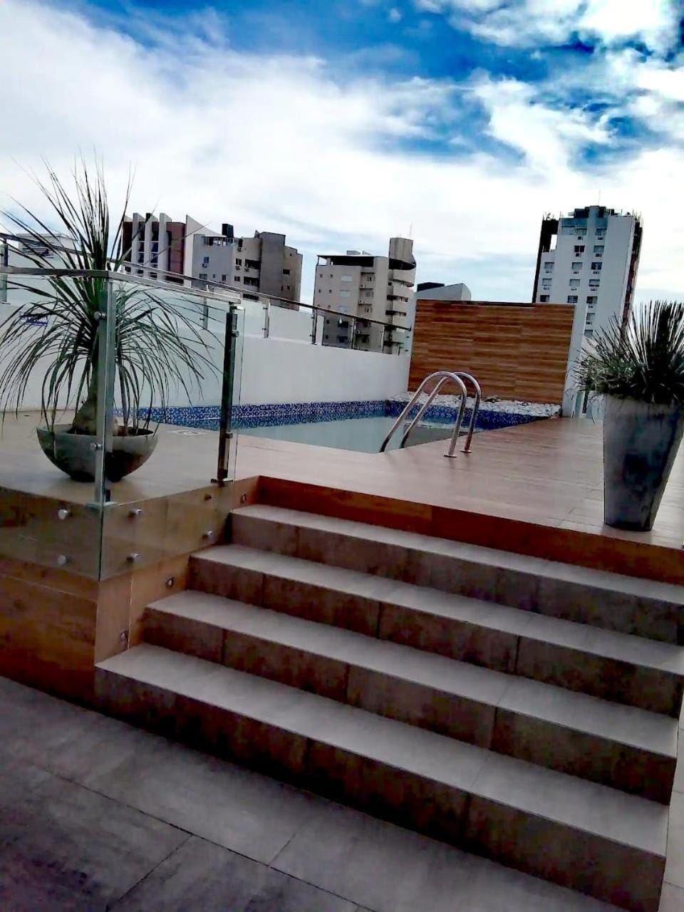 Balcony/Terrace, Pool view