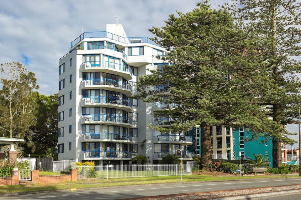 Property building, Street view