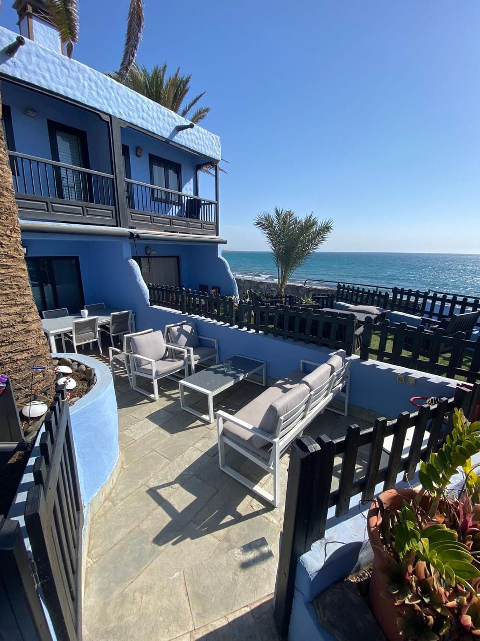 View (from property/room), Balcony/Terrace, Seating area, Sea view