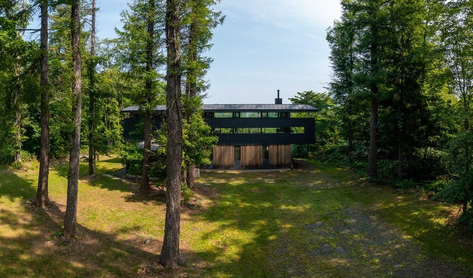 Property building, Day, Natural landscape, Garden