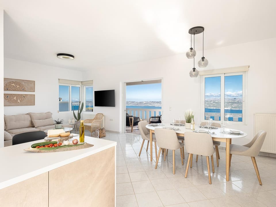 Living room, Sea view