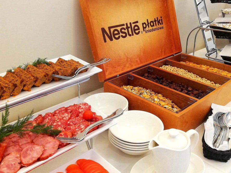 Breakfast, Buffet breakfast